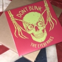 SHIPPING FROM THE UK, RUSSIA AND CANADA: SRW113 The Eyeberries - Don’t Blink 12” vinyl LP - https://theeyeberries.bandcamp.com/album/dont-blink #eyeberries #sharawajirecords #horrorsurf #surfguitar #fendermustang #russiansurf #bassgirl #vinyl #LP #moscow #surf #instro #reverb #twang